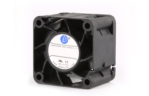 散熱風扇是空氣凈化器的好搭檔