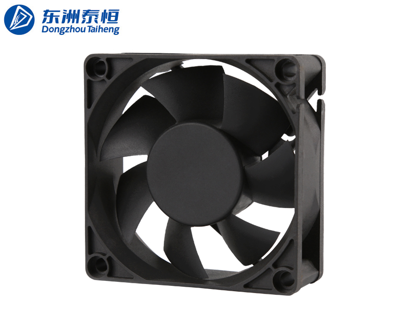 7025直流風(fēng)扇風(fēng)量