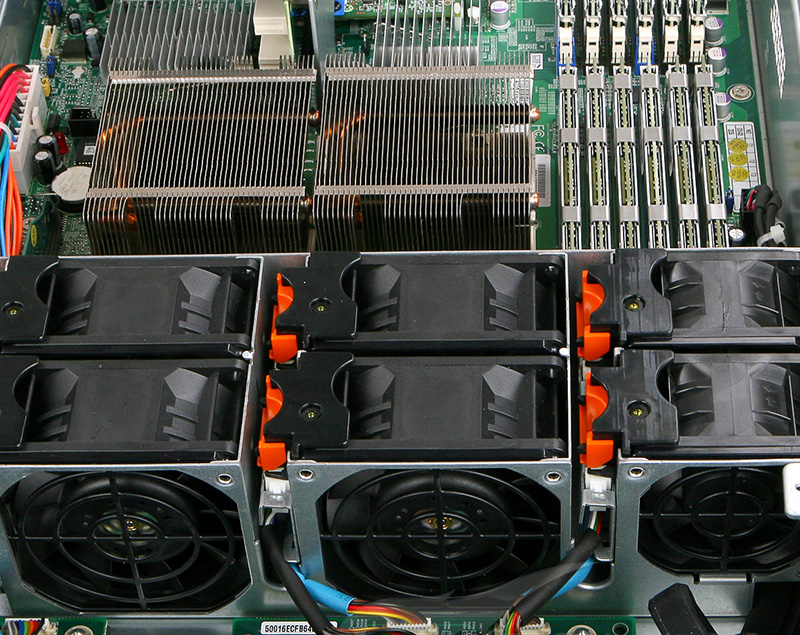 服務(wù)器散熱風(fēng)扇選型哪方面的參數(shù)重要